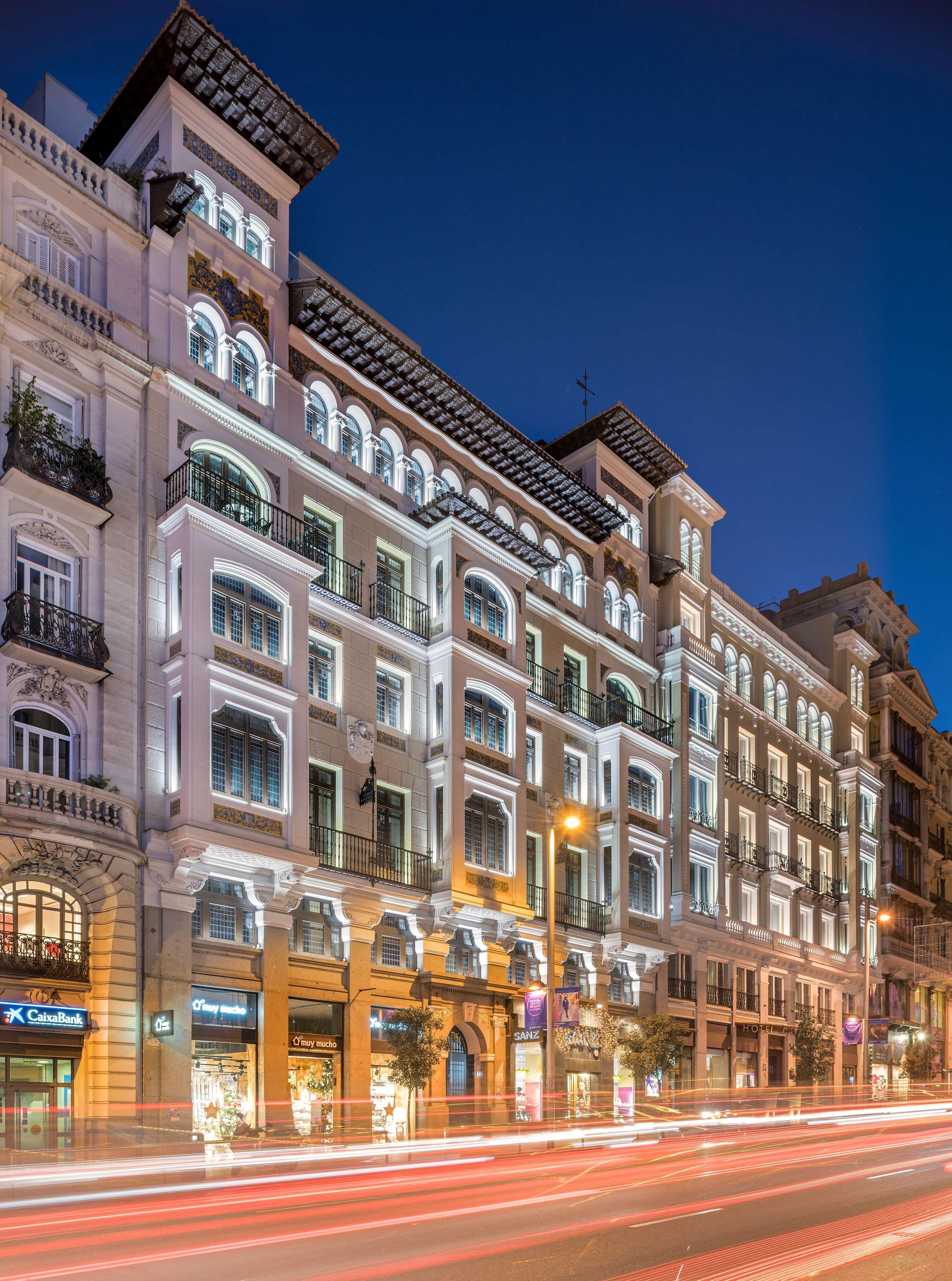 Готель Catalonia Gran Via Мадрид Екстер'єр фото